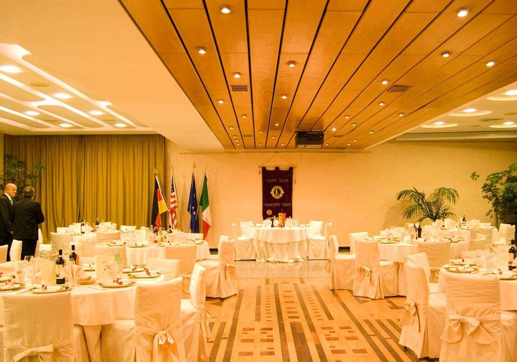 Grand Hotel Ambasciatori Wellness & Spa К'янчіано-Терме Ресторан фото